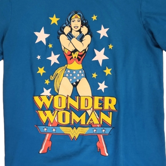 WOMENS Wonder Woman Tee size Small by DC Comics Originals. - Picture 11 of 13